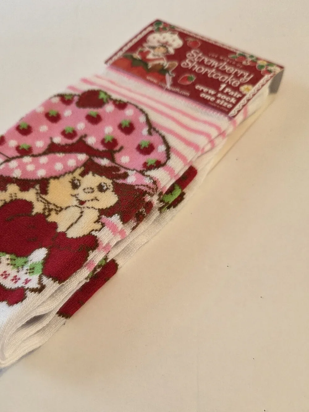 NWT Strawberry Shortcake Pink Striped Graphic Crew Socks One Size